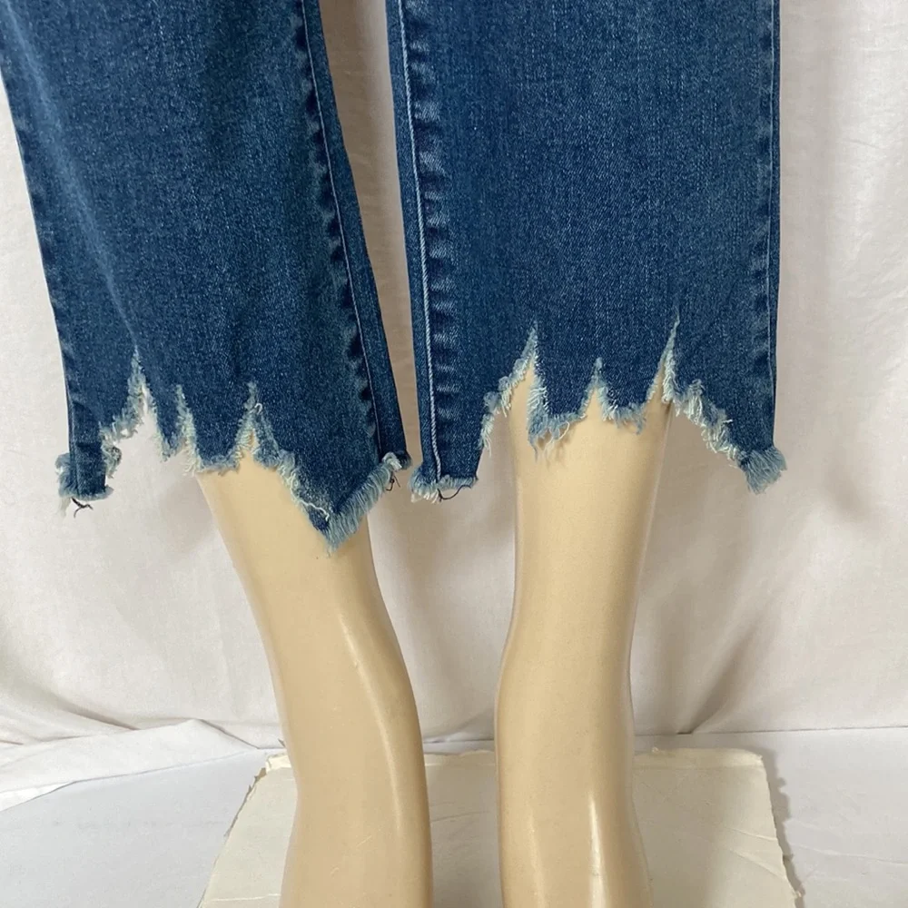 DEMOCRACY Jean Women’s Tummy Control Size 6 Chew Hem Straight Leg NWOT - Picture 8 of 9
